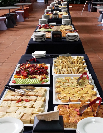 catering buffet